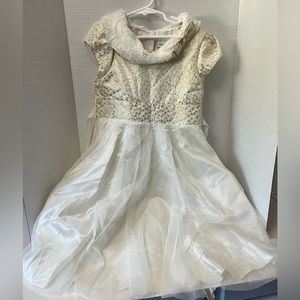 Girls dress by Jona Michelle. Excellent condition Size 8